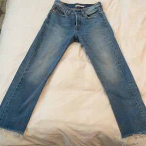 Levi’s wedgie stretch